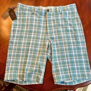 NWT Men's Greg Norman Performance Golf Shorts in Blue Green Gray Plaid Size 32